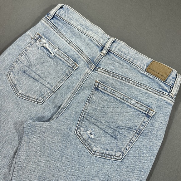 American Eagle Baggy Straight Jeans Women's 4 Mid Rise Distressed Light Wash - Picture 9 of 11